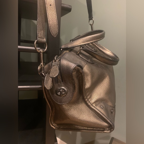 Dark Gold Coach Leather Bronze Satchel Purse
13" (L) x 9.5" (H) x 7" (W) - Picture 14 of 14